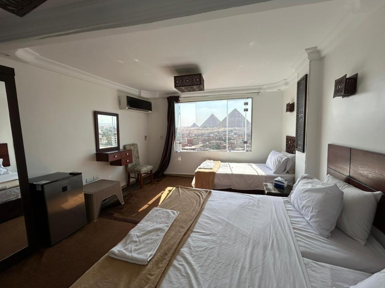 Oscar Pyramids View Hotel Nazlet el-Sîsi Buitenkant foto