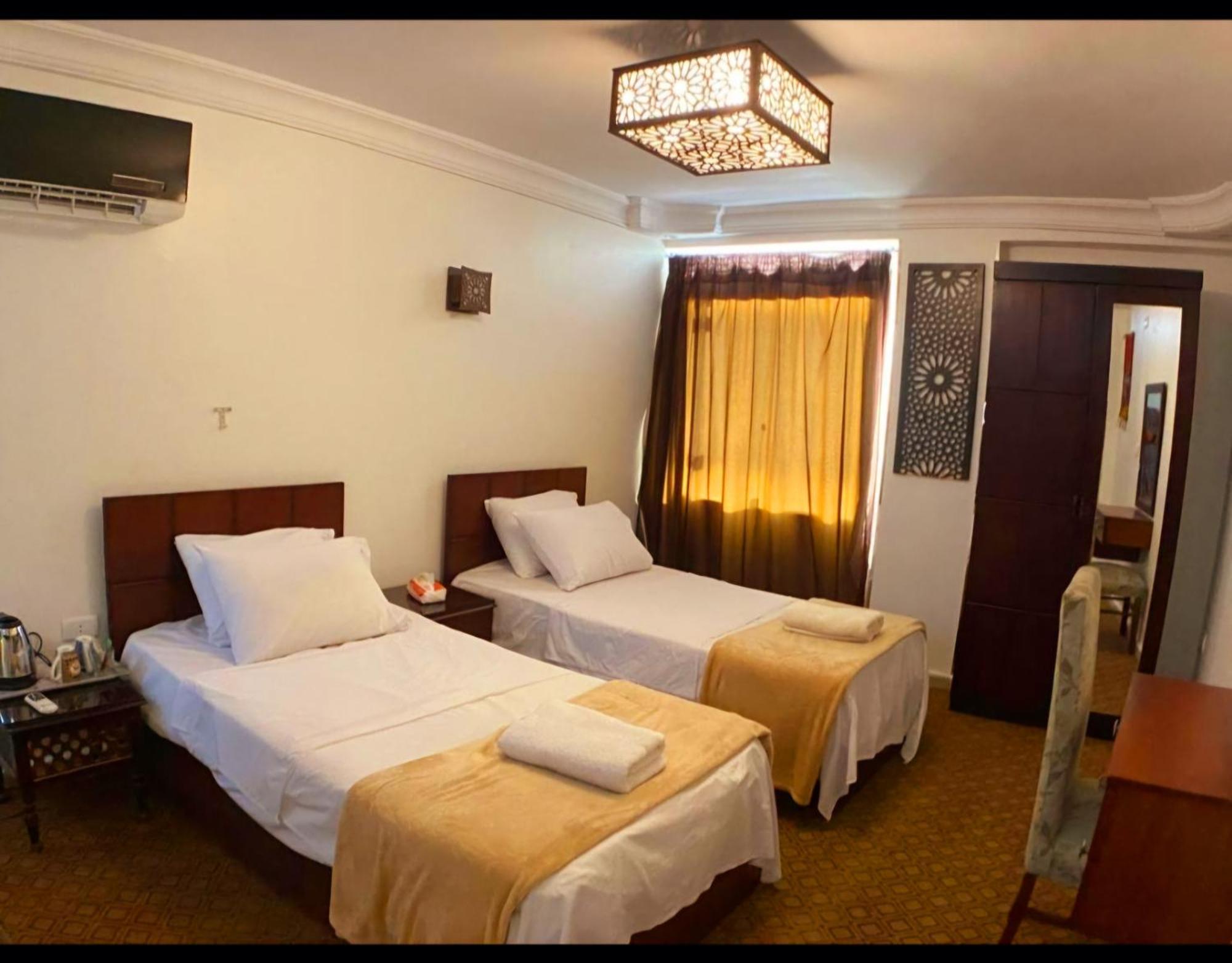 Oscar Pyramids View Hotel Nazlet el-Sîsi Kamer foto