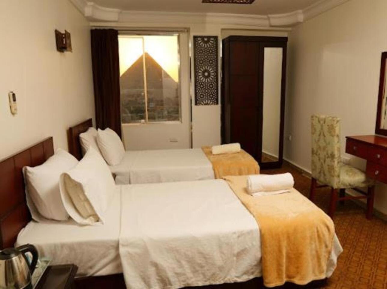 Oscar Pyramids View Hotel Nazlet el-Sîsi Buitenkant foto