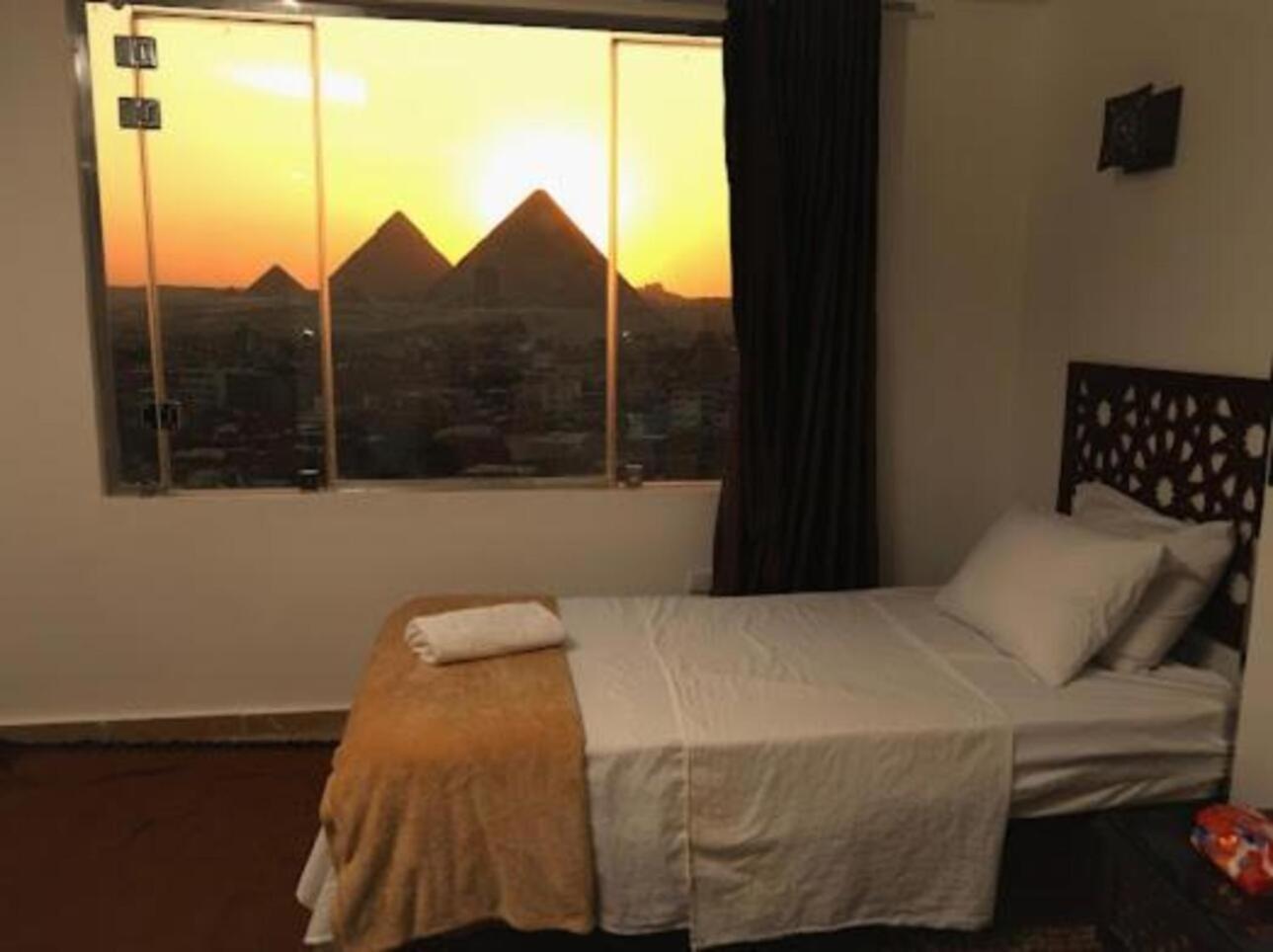 Oscar Pyramids View Hotel Nazlet el-Sîsi Buitenkant foto